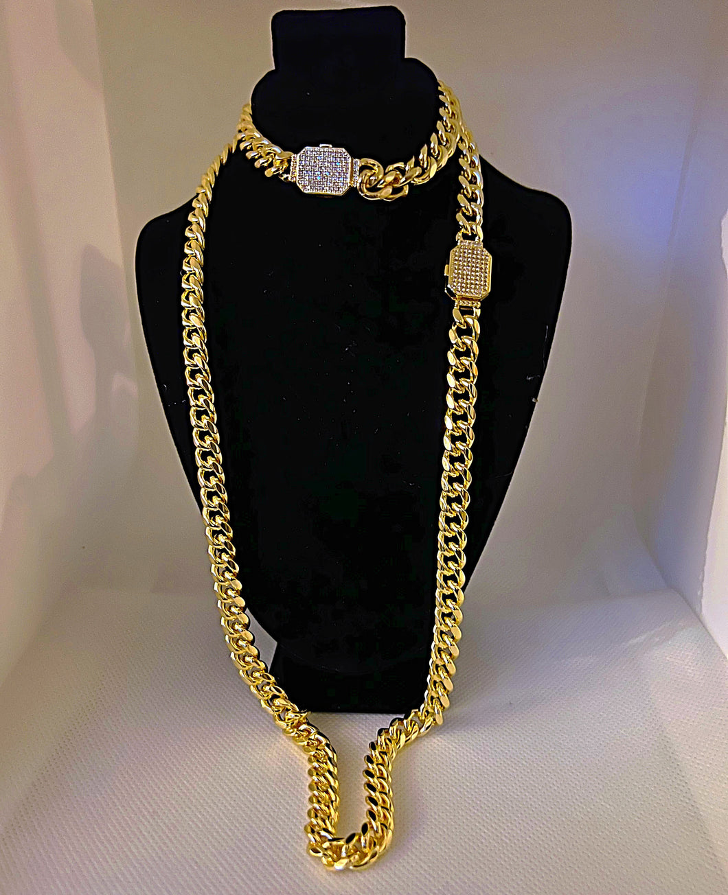 Cuban Link Set ( 24 inch chain ) Unisex